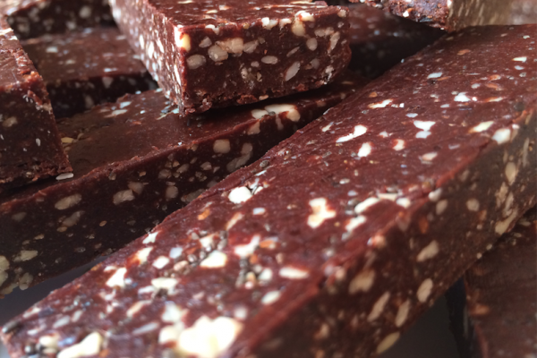 Paquete de 12 BARRITAS + ENERGÍA (Dátil + Cacao + Almendra + Chía)