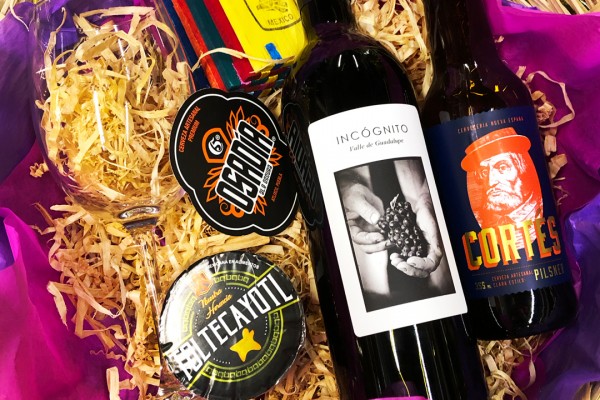 Caja de Vino, Cerveza y Salsas Gourmet Mexicanas