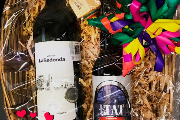 Caja de Vino, Cerveza y Salsas Gourmet Mexicanas