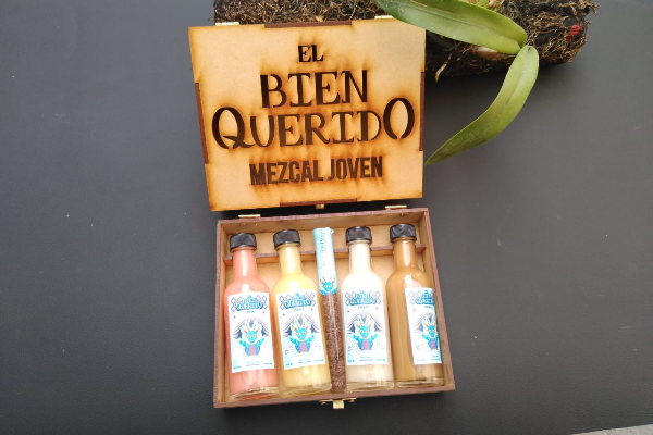 Sampler crema de mezcal